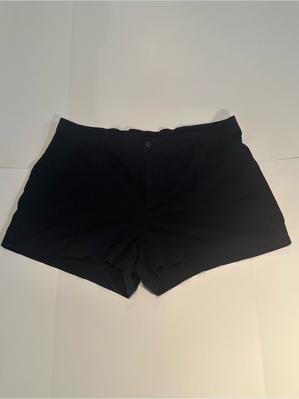 Old Navy XXL Black Women's Jean Shorts with Elastic Back